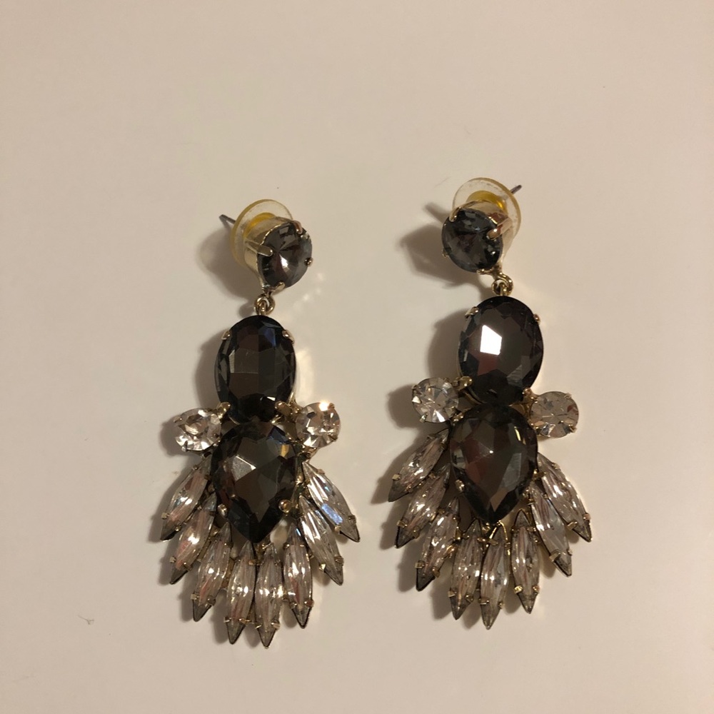 nOir Jewelry Black Vintage-Inspired Earrings